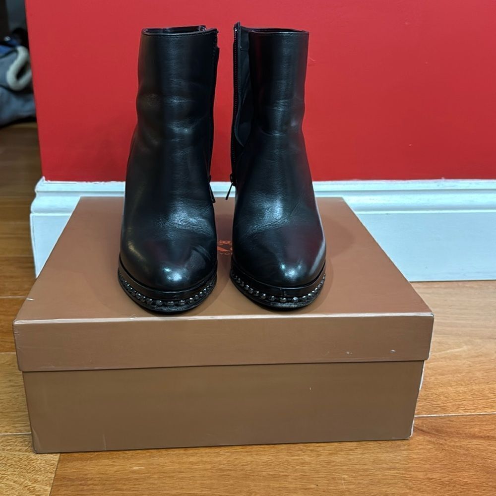 Coach Justina Black Ankle Boots Women's Beaded Chain Accents size‎ 6.5 - Picture 2 of 13